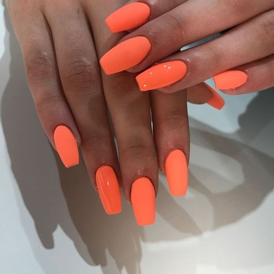 оранжевый маникюр на длинные ногти