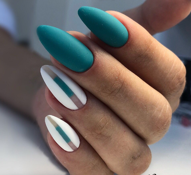 Дизайн ногтей миндальной формы