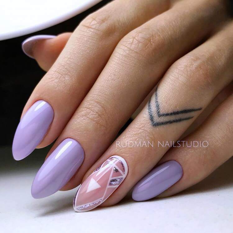 бледно фиолетовый маникюр