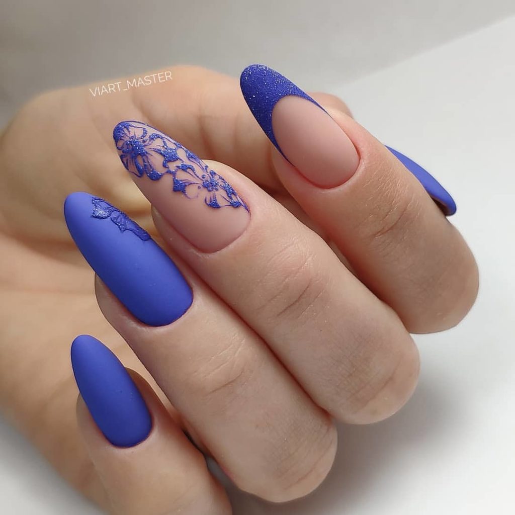 Стильный дизайн ногтей 2022 на миндальные ногти