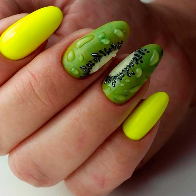 Красивые ногти с фруктами 2023